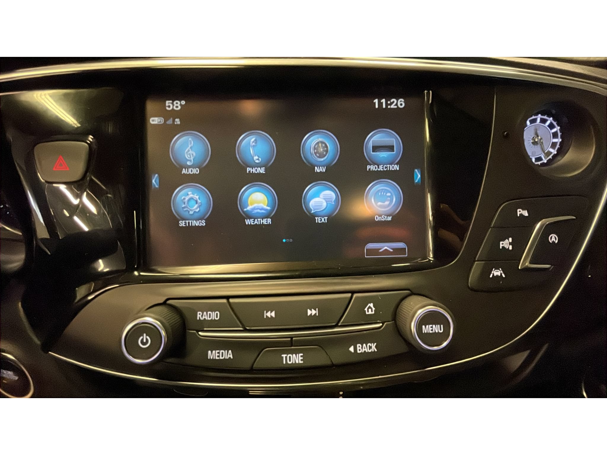 Used 2019 Buick Envision Premium w/ Driver Confidence Package AWD/4WD image 14