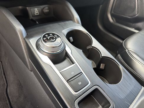 Used 2025 Ford Escape Platinum image 33