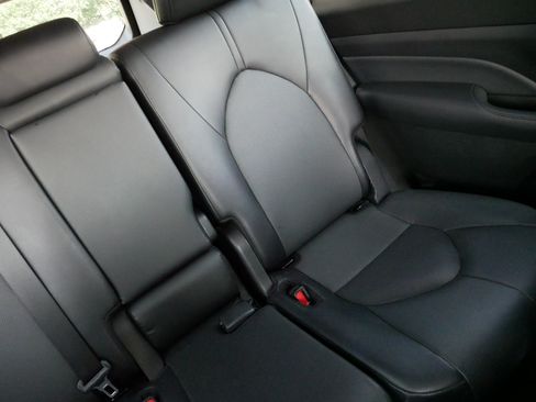 Used 2025 Toyota Grand Highlander AWD image 14