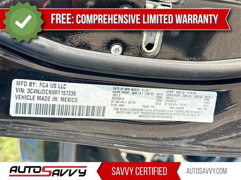 Used 2024 Jeep Compass Limited image 31