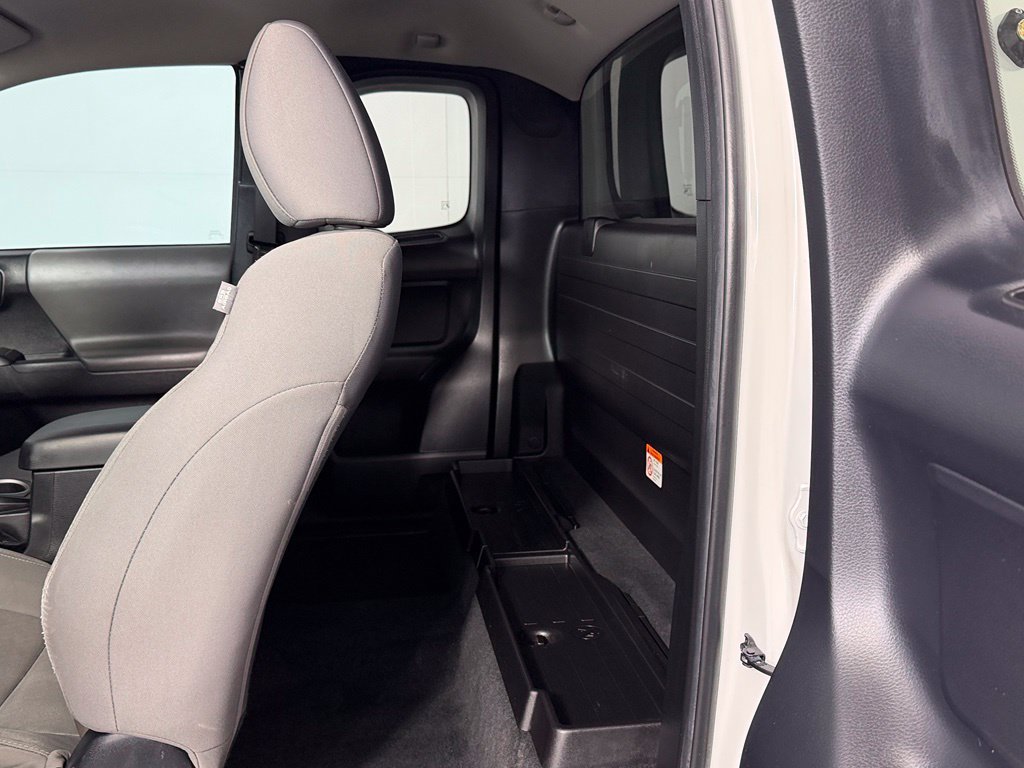 Used 2023 Toyota Tacoma SR RWD image 17