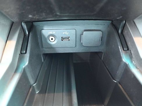 Used 2015 Ford Explorer 4WD image 16