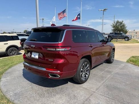 Used 2021 Jeep Grand Cherokee L Overland w/ Luxury Tech Group IV RWD image 7