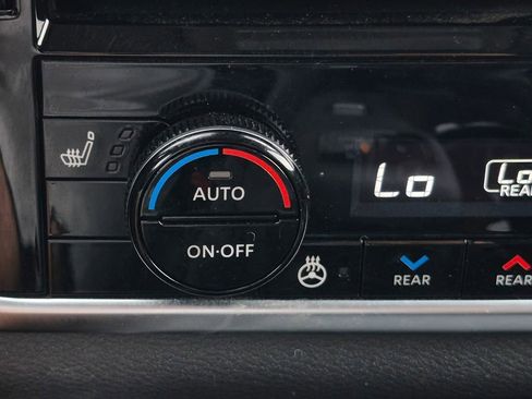 Used 2023 Nissan Rogue SL w/ SL Premium Package FWD image 26