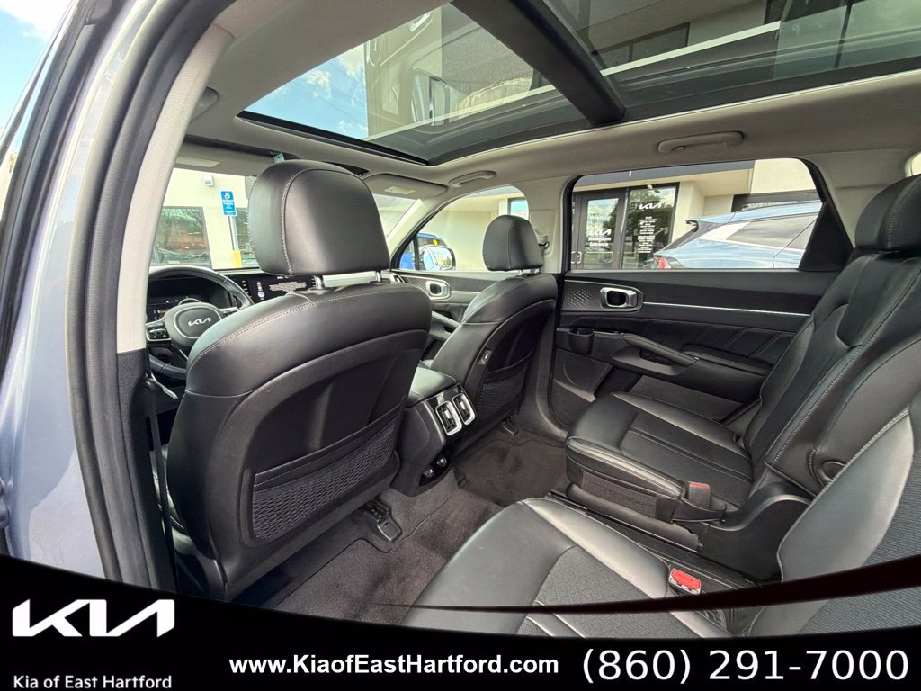 Used 2023 Kia Sorento SX AWD/4WD image 20