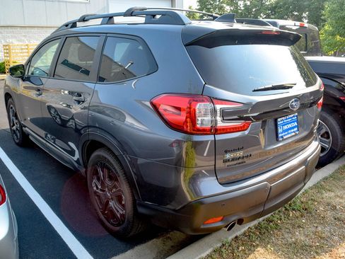 Used 2024 Subaru Ascent Onyx Edition AWD/4WD image 7
