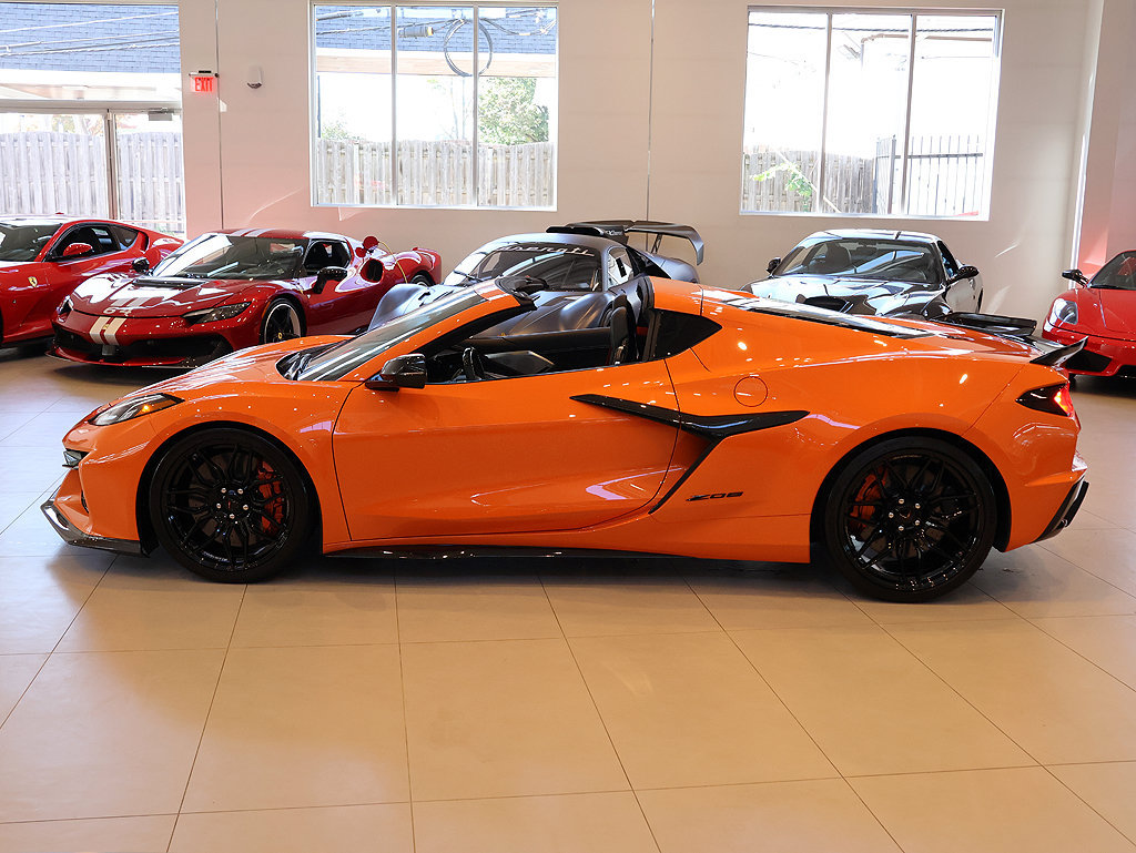 Used 2024 Chevrolet Corvette Z06 w/ Battery Protection Package RWD image 3
