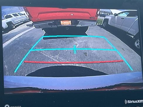 Used 2021 Toyota Camry SE image 14