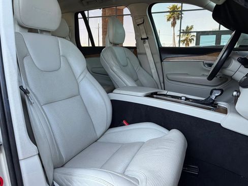 Used 2017 Volvo XC90 T6 Inscription w/ Vision Package image 41