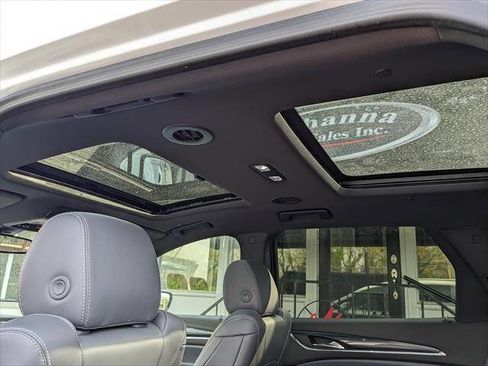 Used 2023 Buick Enclave Essence w/ Experience Buick Package image 10