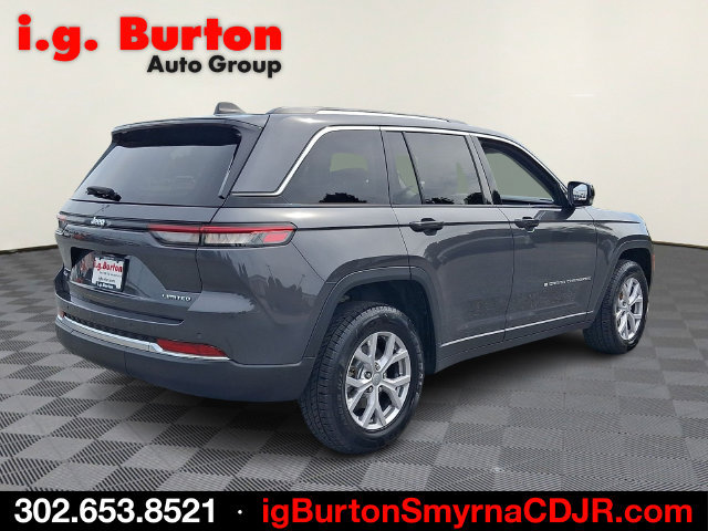 Used 2022 Jeep Grand Cherokee Limited AWD/4WD image 6