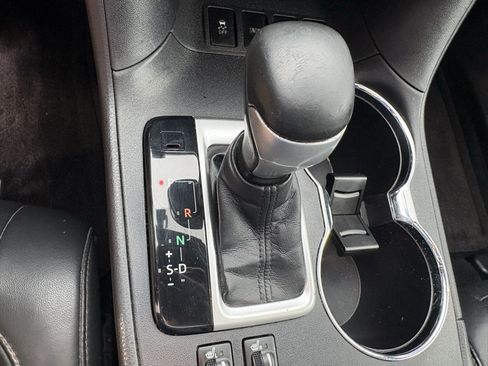 Used 2015 Toyota Highlander XLE AWD/4WD image 22