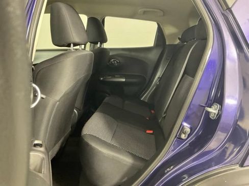 Used 2015 Nissan Juke S FWD image 24