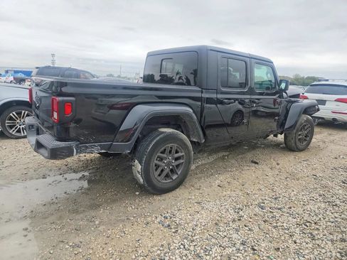 Used 2024 Jeep Gladiator Sport AWD/4WD image 3
