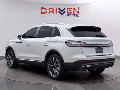 Used 2023 Lincoln Nautilus Reserve w/ Equipment Group 201A image 3