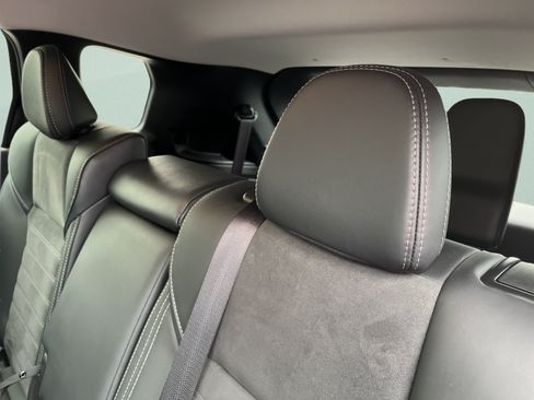 Used 2024 Mitsubishi Outlander SE AWD/4WD image 17