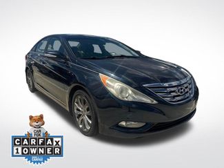 Used 2012 Hyundai Sonata Limited w/ Navigation Pkg FWD video 1