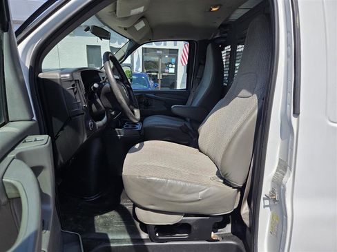 Used 2014 Chevrolet Express 1500 AWD image 21