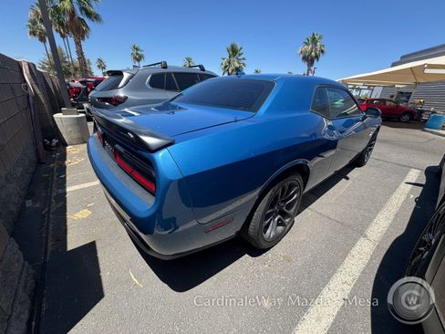 Used 2022 Dodge Challenger R/T Scat Pack w/ Driver Convenience Group RWD image 4