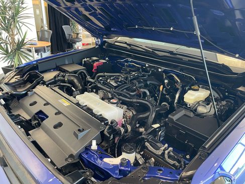 Certified 2025 Toyota Tacoma SR5 AWD/4WD image 22