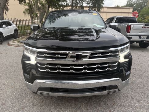 Used 2022 Chevrolet Silverado 1500 LTZ w/ LTZ Premium Package RWD image 2