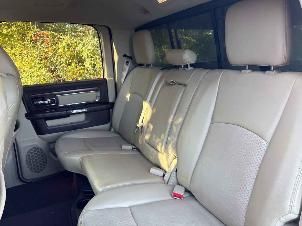 Used 2013 RAM 1500 Laramie w/ Convenience Group AWD/4WD image 16