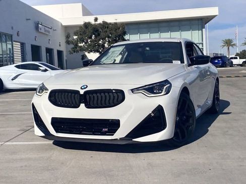 Used 2026 BMW M240i xDrive Coupe w/ Premium Package image 3