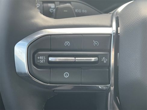 New 2026 GMC Acadia Elevation image 20