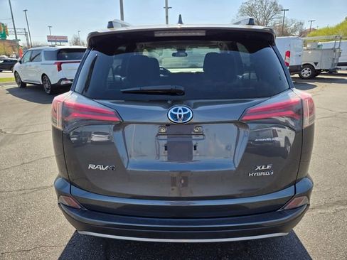 Used 2017 Toyota RAV4 XLE w/ All Weather Liner Package image 6