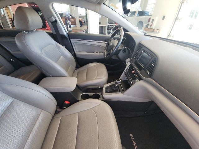 Used 2017 Hyundai Elantra Limited FWD image 12