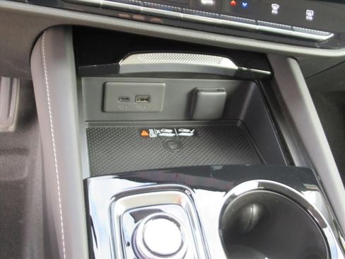 New 2026 Buick Envision Sport Touring image 25