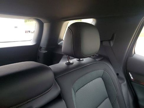 New 2026 GMC Terrain AT4 w/ Convenience Package III image 15