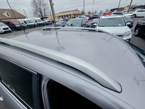 Used 2019 Jeep Cherokee Latitude w/ Popular Appearance Group image 28