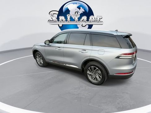 Used 2023 Lincoln Aviator AWD image 7