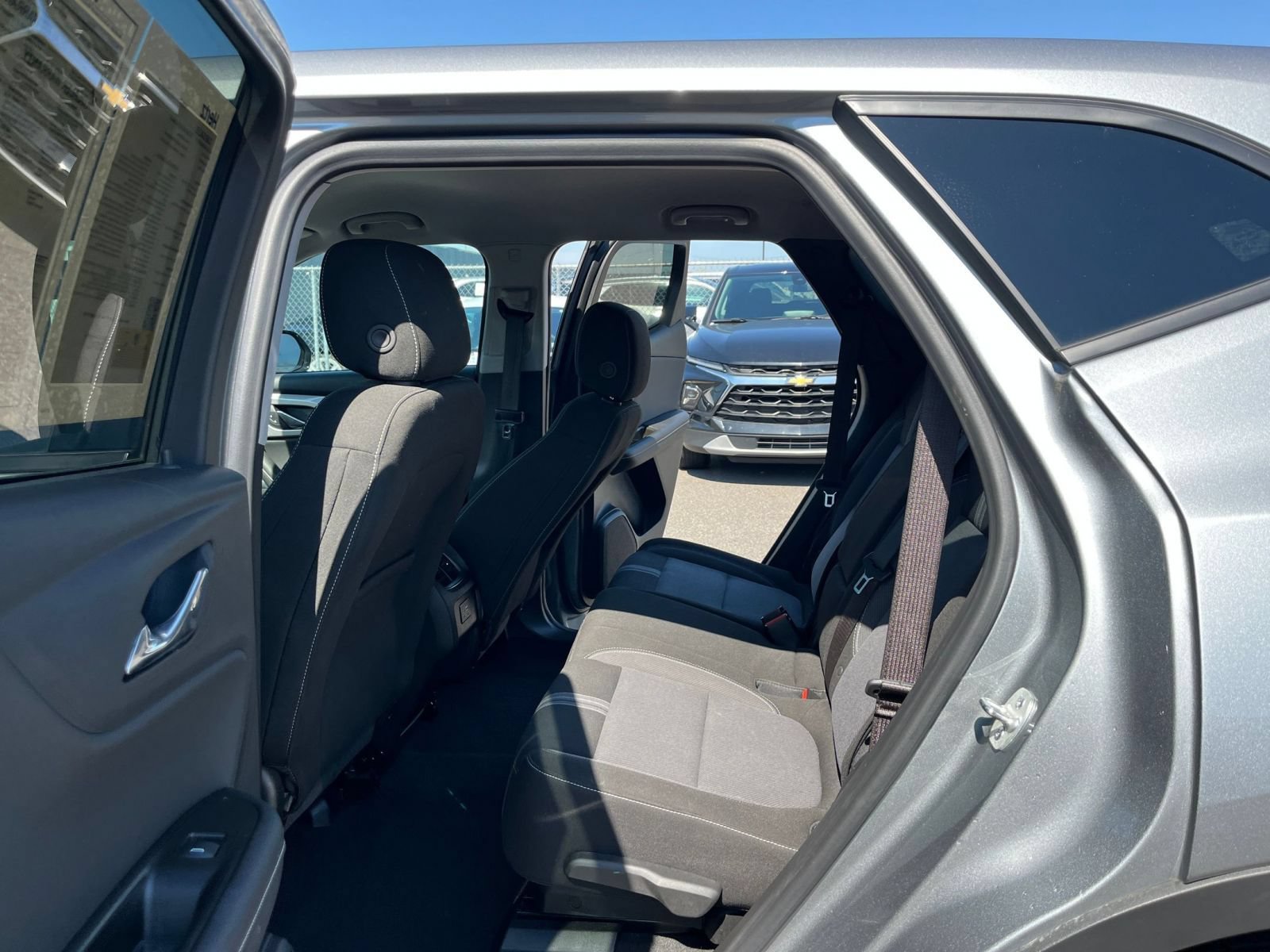 Used 2025 Chevrolet Blazer LT FWD image 26
