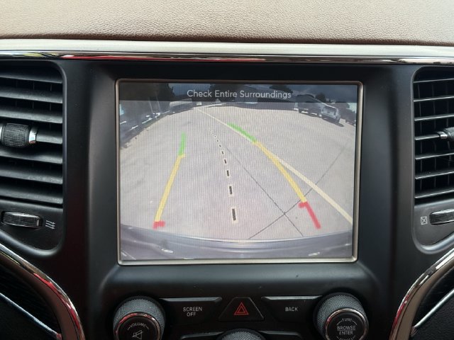 Used 2015 Jeep Grand Cherokee Summit w/ Platinum Series Group AWD/4WD image 16