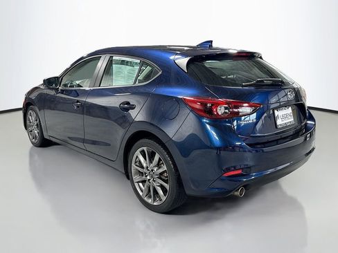 Used 2018 MAZDA MAZDA3 Grand Touring w/ Premium Equipment Package image 9