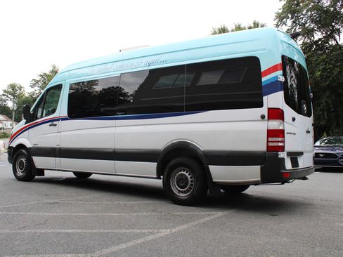 Used 2016 Mercedes-Benz Sprinter 2500 image 4