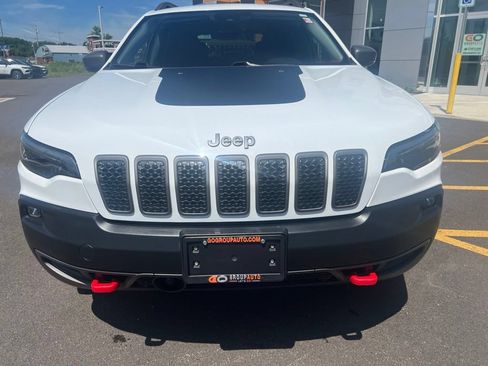 Used 2021 Jeep Cherokee Trailhawk w/ Premium Leather Package AWD/4WD image 4