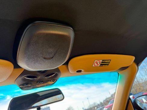 Used 2000 Porsche 911 Carrera 4 image 60