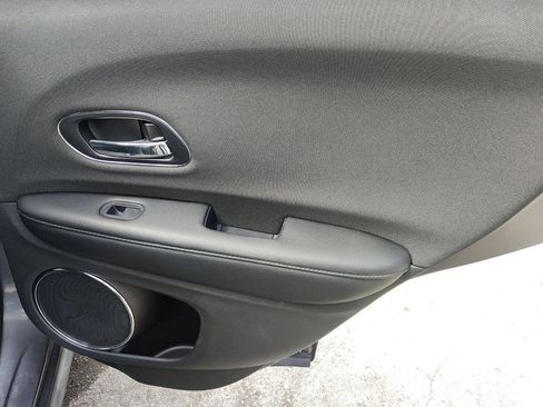 Used 2022 Honda HR-V EX image 49