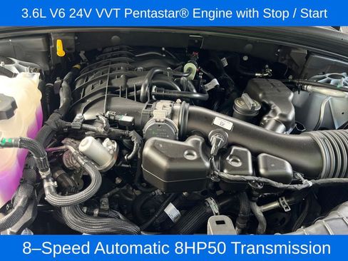 New 2025 Jeep Grand Cherokee Limited w/ Luxury Tech Group II image 3