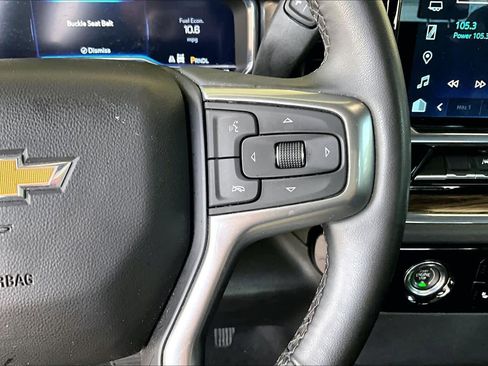 Used 2023 Chevrolet Silverado 1500 LT AWD/4WD image 24