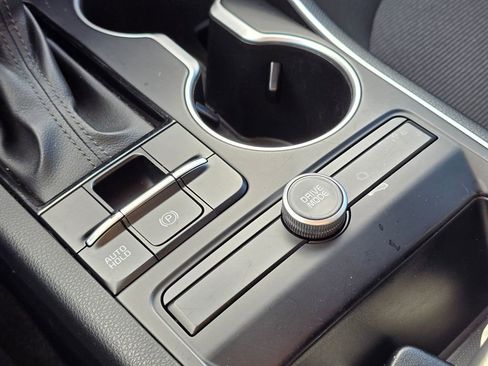 Used 2022 Kia K5 LXS image 29