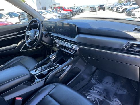 Used 2023 Kia Telluride S FWD image 15