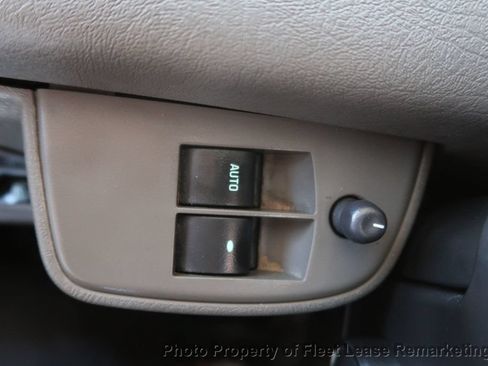 Used 2020 Chevrolet Express 2500 w/ Enhanced Convenience Package RWD image 31