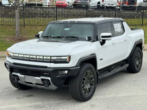 New 2025 GMC Hummer EV 3X w/ LPO, Illumination Package image 9