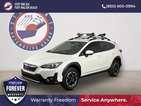 Used 2023 Subaru Crosstrek 2.0i Premium image 1