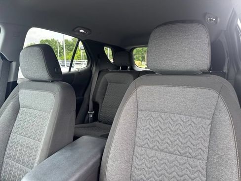 Used 2024 Chevrolet Equinox LT FWD image 15
