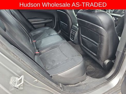 Used 2015 Chrysler 300 C RWD image 12